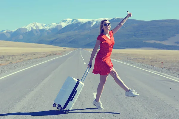 Sexy Girl Dress Suitcase Highway Summer Travel Freedom Woman Tourist — Stock Photo, Image