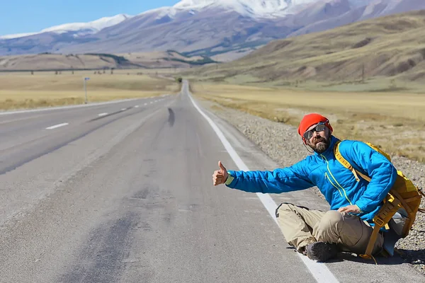 Hiker Backpack Highway Hitchhiking Travel Activity Trip — Stock Photo, Image