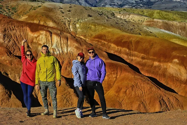 Amici Mars Altai Viaggio Avventura Canyon Montagne Rosse — Foto Stock