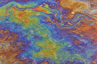 Petrol sızıntısı kara fon ekoloji felaketi, doğa endüstriyel kirlilik, zehirli su soyutlanması