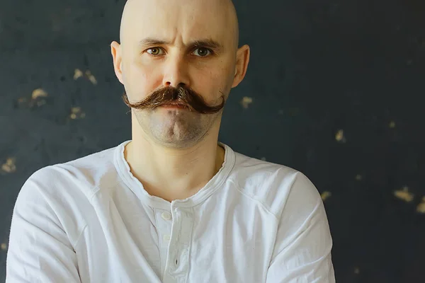 Hipster Man Lång Mustasch Stil Ansikte Vintage Frisör Retro Mode — Stockfoto