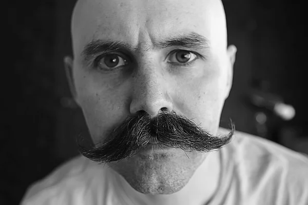 Hipster Man Lång Mustasch Stil Ansikte Vintage Frisör Retro Mode — Stockfoto