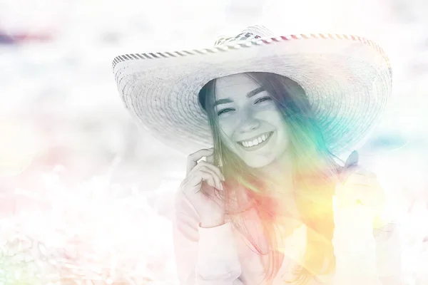 Happy Female Girl Summer Bokeh Blurred Background Abstract Smile Pink — Stock Photo, Image