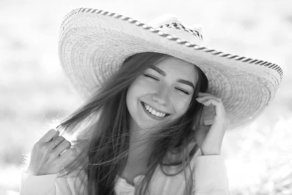 Black White Portrait Cheerful Girl Country Style Freedom Young Female — Stock Photo, Image