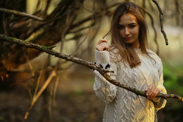 Autunno Parco Passeggiata Femminile Freddo Stile Vita All Aperto Settembre — Foto Stock