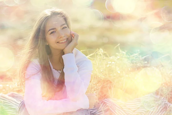 Summer Sunny Portrait Happy Girl Female Happiness Sun Glare Straw — Stock Photo, Image