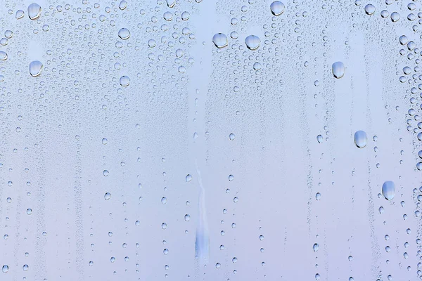 Σταγόνες Γυάλινο Μπλε Φόντο Αφηρημένη Διαφανές Κρύο Νερό Πιτσιλιές Φόντο — Φωτογραφία Αρχείου