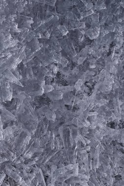 Soğuk zemin buzu kırıldı, kristal don kış karı soyut.