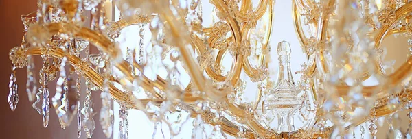 Kristallen Kroonluchter Element Kandelaar Lamp Licht Luxe Achtergrond — Stockfoto