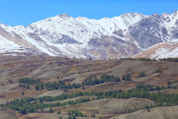 Montanhas Nevado Picos Fundo Paisagem Vista Inverno Natureza Picos — Fotografia de Stock
