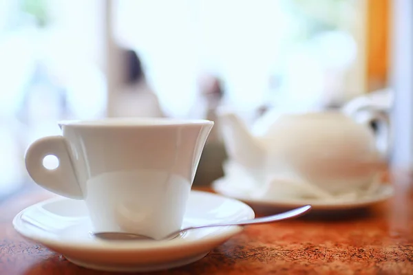 Filiżanka Porcja Kawiarni Kawa Śniadanie Świeżym Powietrzu — Zdjęcie stockowe