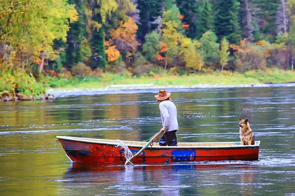 Malebné Podzimní Krajina Stromy Les Řeka Jezero Pohled Přírodu Podzim — Stock fotografie
