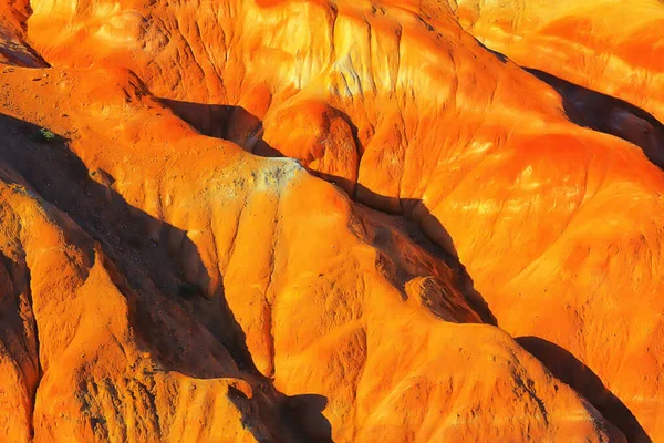 五彩缤纷的山脉 地质纹理背景 五彩缤纷的矿藏 — 图库照片