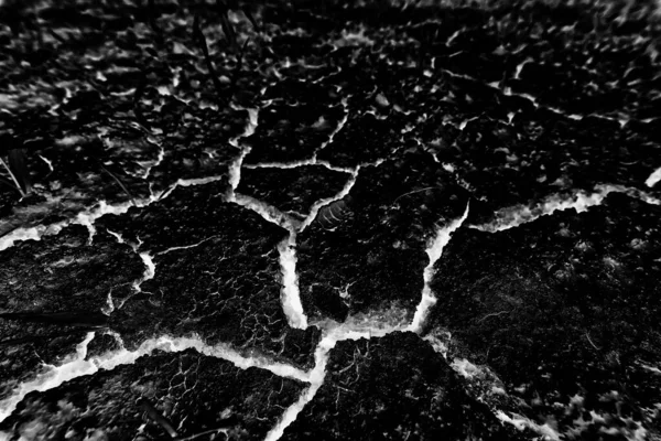 Fondo Negro Abstracto Con Grietas Blancas Superposición Tierra Sequía Agrietada — Foto de Stock