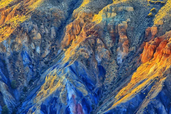 Montanhas Multicoloridas Fundo Textura Geológica Depósitos Multicoloridos Minerais Paisagem — Fotografia de Stock