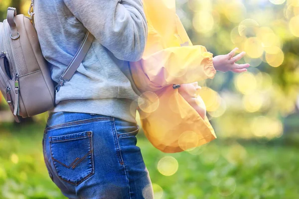 Eğlenceli yürüyüş çocuk yağmurluğu, sonbahar mevsimsel su geçirmez açık hava yürüyüşü