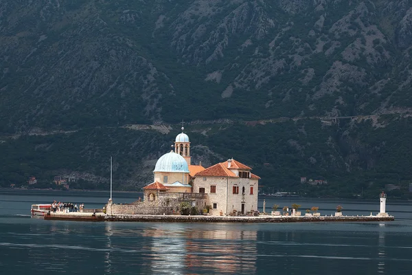 Orthodoxe kerk kathedraal in Montenegro — Stockfoto