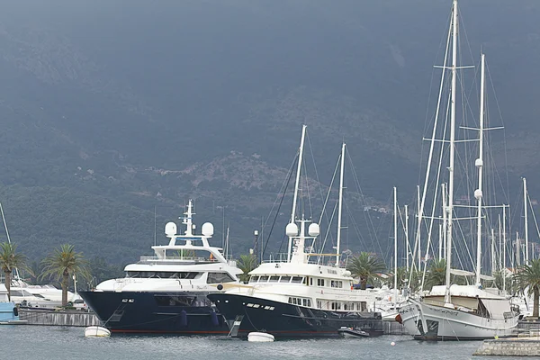 Yachts in the port of Tivat — Stock Photo, Image