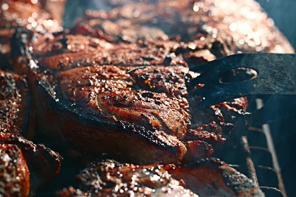 Espetos de carne grelhada — Fotografia de Stock