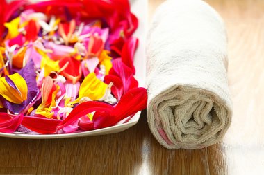 Spa çiçek yaprakları