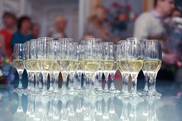 Очки с шампанским — стоковое фото