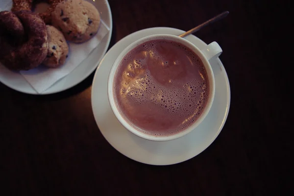 Filiżanka gorącego kakao — Zdjęcie stockowe