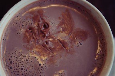 Sıcak kakao bardağı