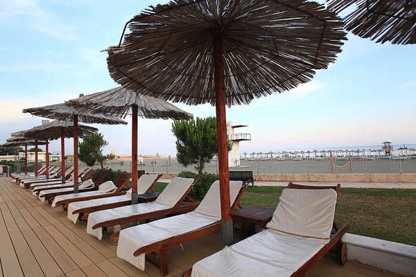 Chairs on beach — Stock Photo, Image