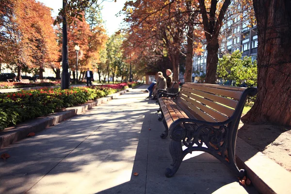 Autumn park — Stock Photo, Image