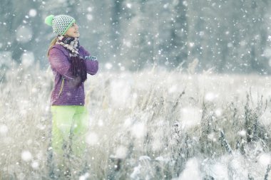 kadın kış portresi