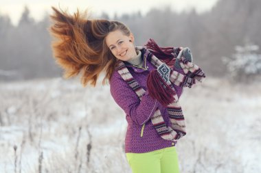 kadın kış portresi