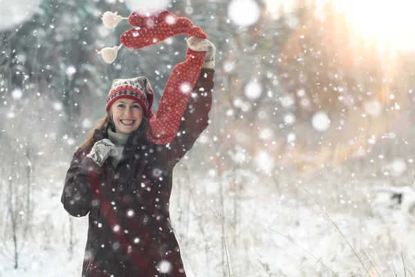 Winterporträt einer Frau — Stockfoto