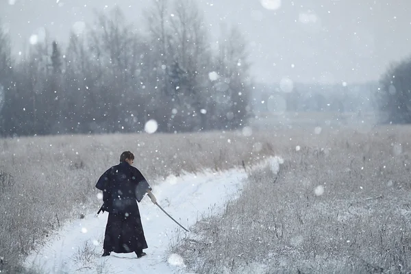 Samouraï dans le champ d'hiver — Photo