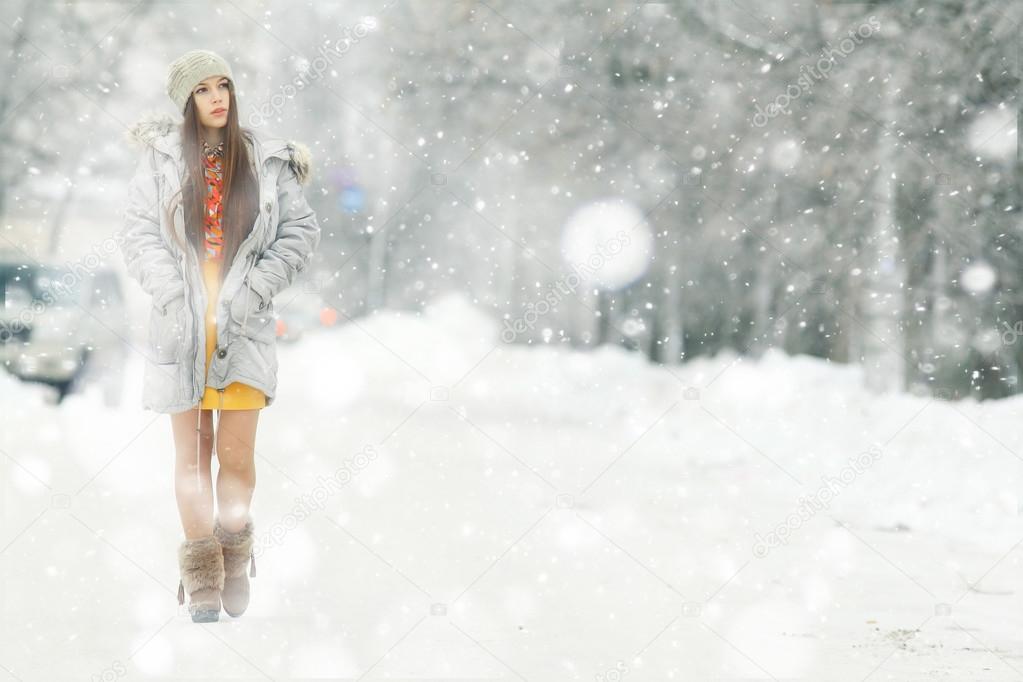 Beautiful  girl  in winter
