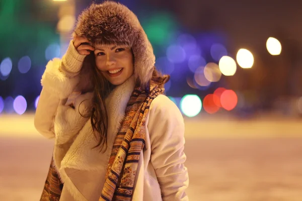 Genç kız kış portre — Stok fotoğraf