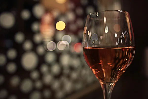 Wine glass on table — Stock Photo, Image