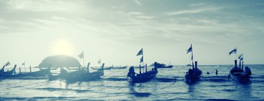 Sunset Beach tekneler