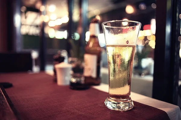 Glass   beer in a restaurant — Stock Photo, Image