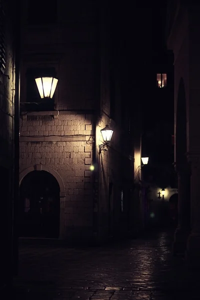 Nacht Europese straat — Stockfoto