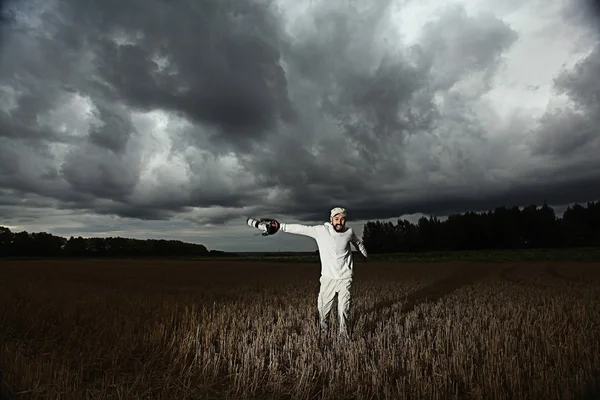 Photographe dans le champ d'automne — Photo