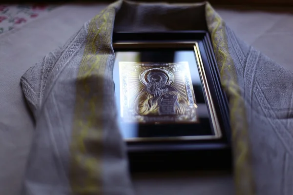 Icono del cristianismo en la iglesia — Foto de Stock