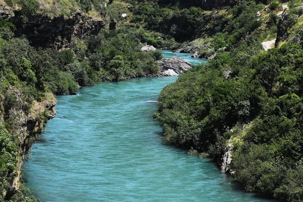 Paisagem com rio Montanha — Fotografia de Stock