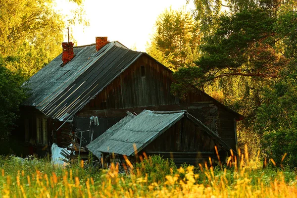 Altes Landhaus — Stockfoto