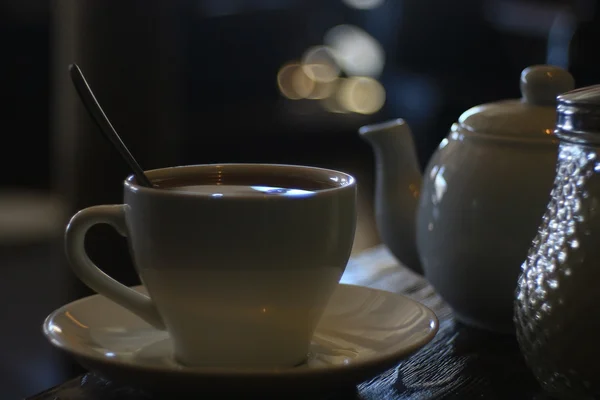Tasse Tee im Café — Stockfoto