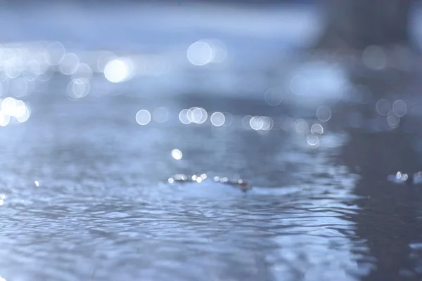 蓝水背景 — 图库照片