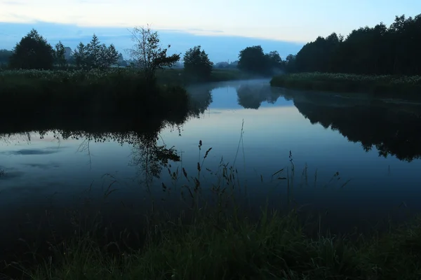 Lago de paisaje para la pesca — Foto de Stock