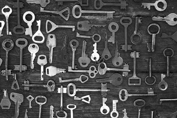 Keys on wooden background — Stock Photo, Image