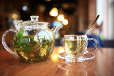 yiyecek ve içecek bir restoranda