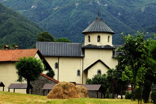 Europejskiej wiejski krajobraz — Zdjęcie stockowe