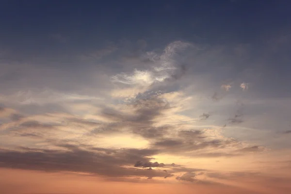 Sky with clouds at sunset — Stock Photo, Image